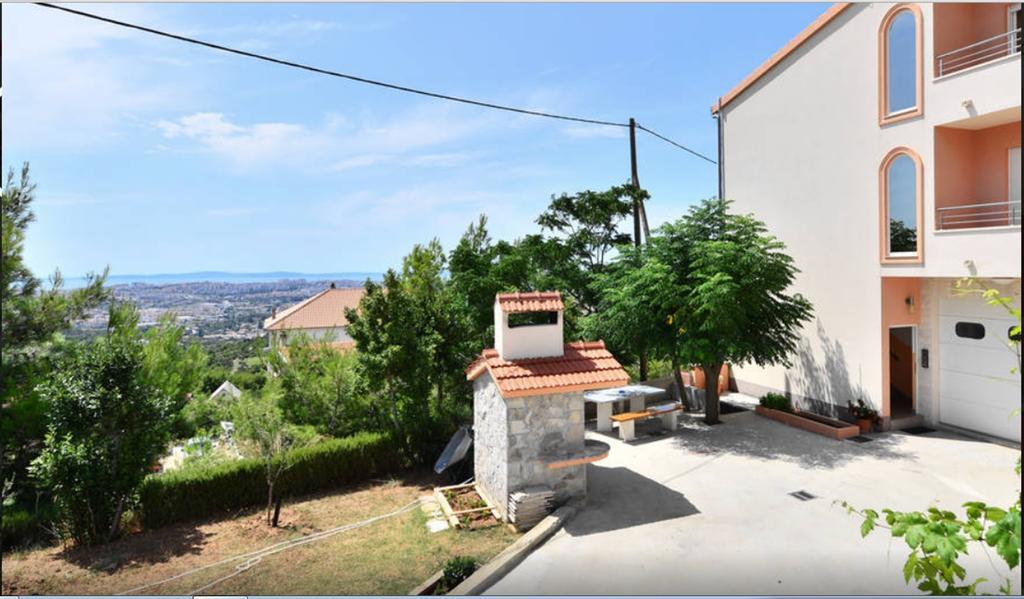 Klis Apartments Jukic מראה חיצוני תמונה