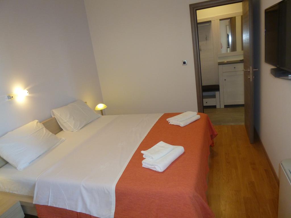 Klis Apartments Jukic מראה חיצוני תמונה