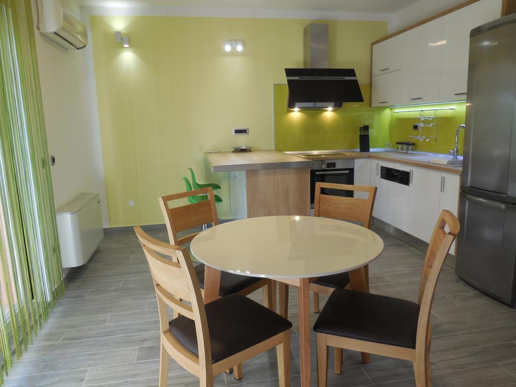 Klis Apartments Jukic מראה חיצוני תמונה