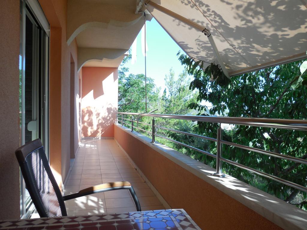 Klis Apartments Jukic מראה חיצוני תמונה
